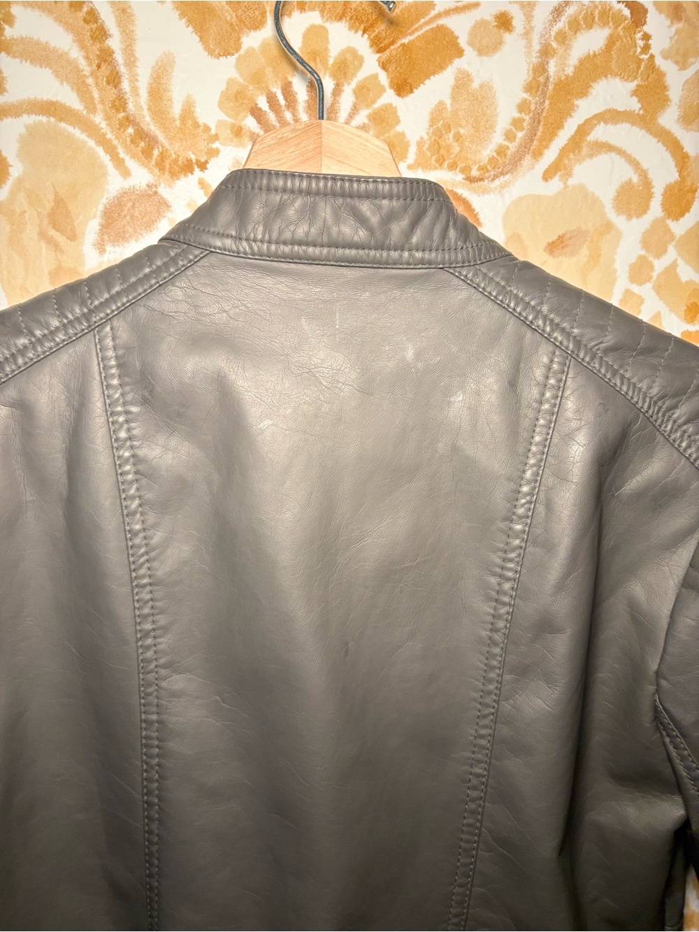 Faded Glory Black Faux Leather Moto Jacket Zip Pockets Women’s Edgy - Picture 11 of 13